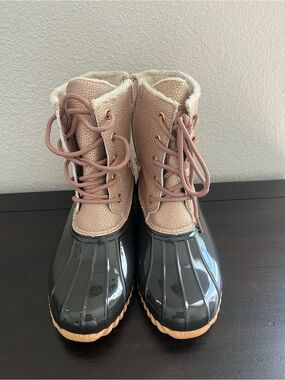 Sporto Women’s Two-Tone Duck Boots - Blush Pink & Charcoal size 7